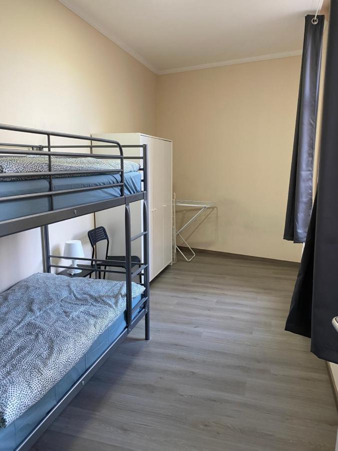 Apartments Plantin 3 Sleeping Rooms 2 Bathrooms. Amberes Exterior foto